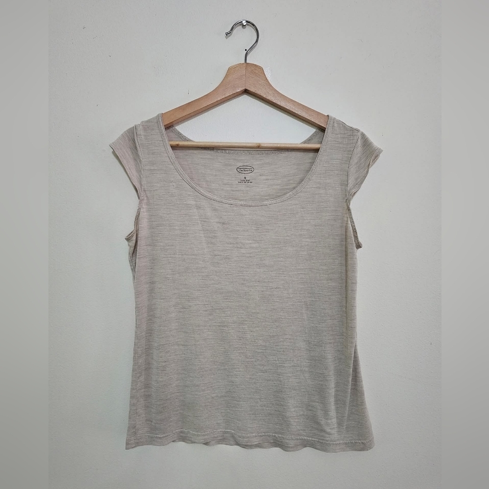 Talbots
100% Silk
Size small